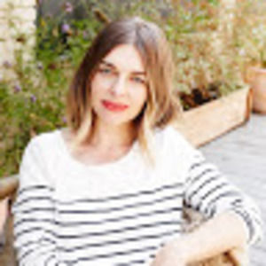 Meet your Posher, Simone